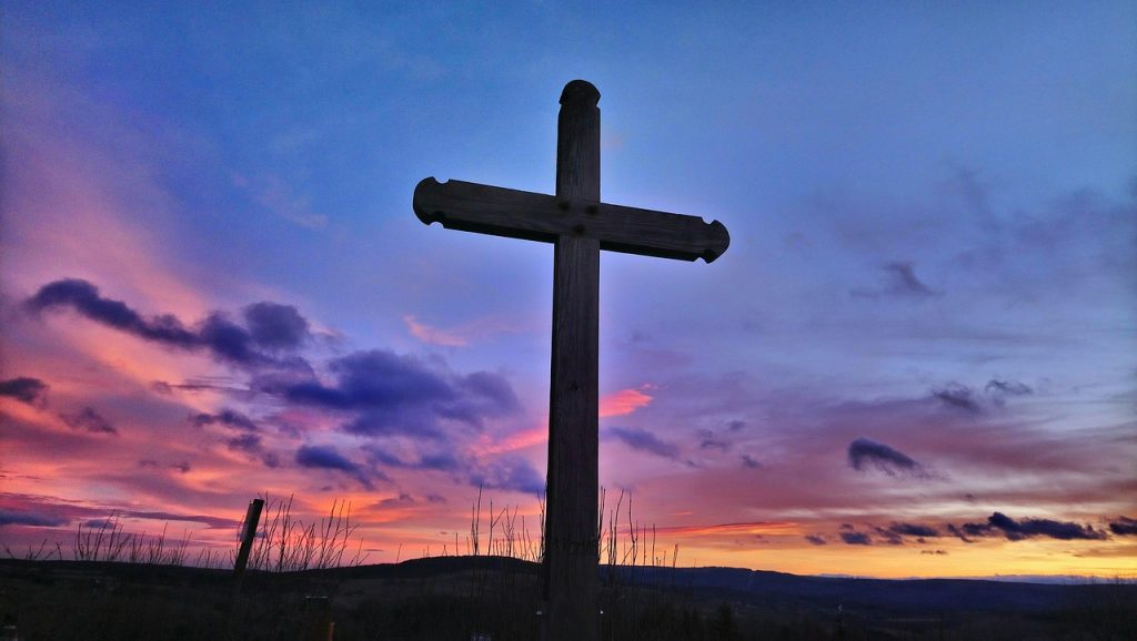 Gipfelkreuz am Schwartenberg bei Seiffen im Erzgebirge an der Blockline-Route